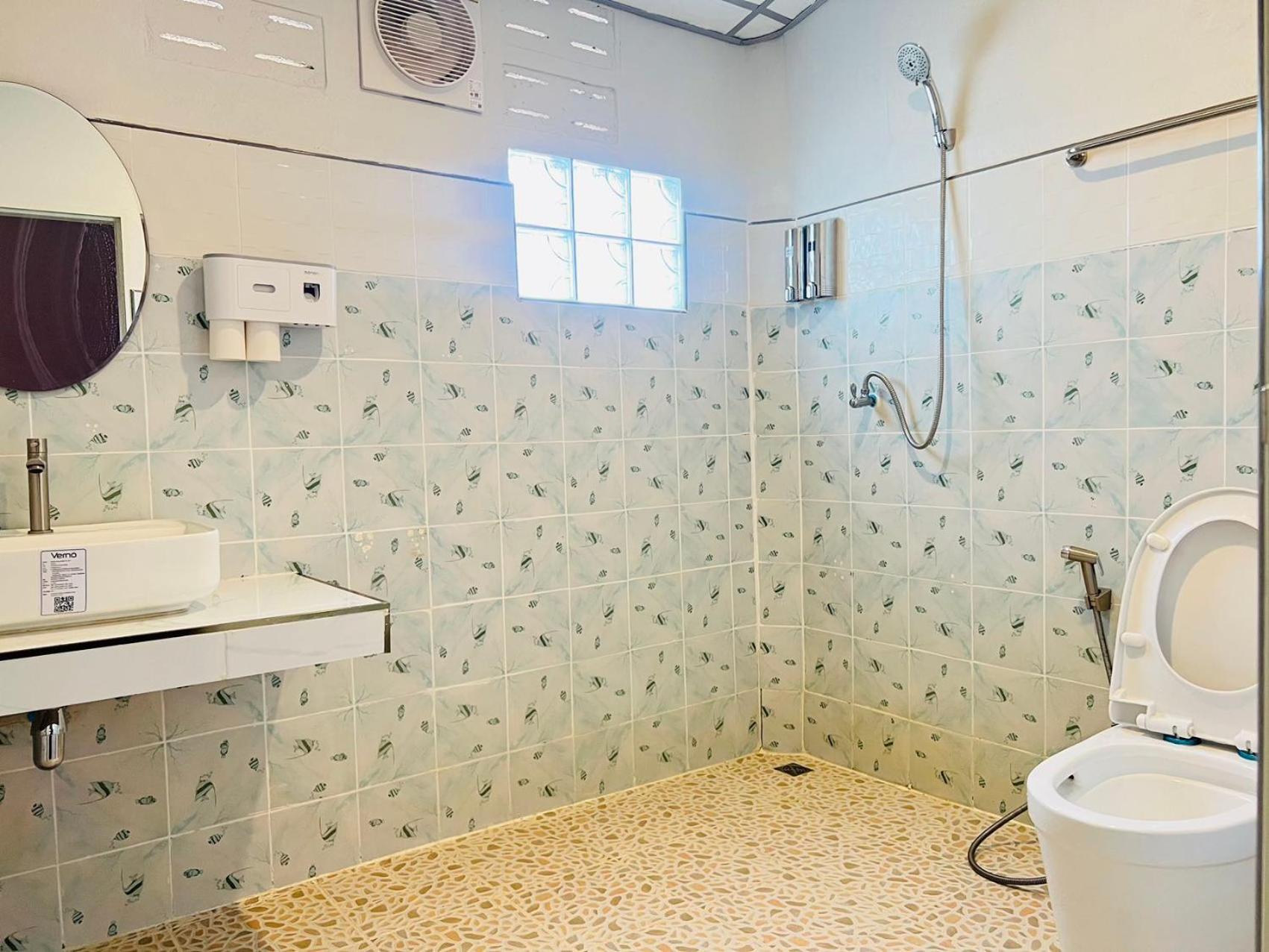 Lungwang Guest House Ban Rak Thai Bagian luar foto